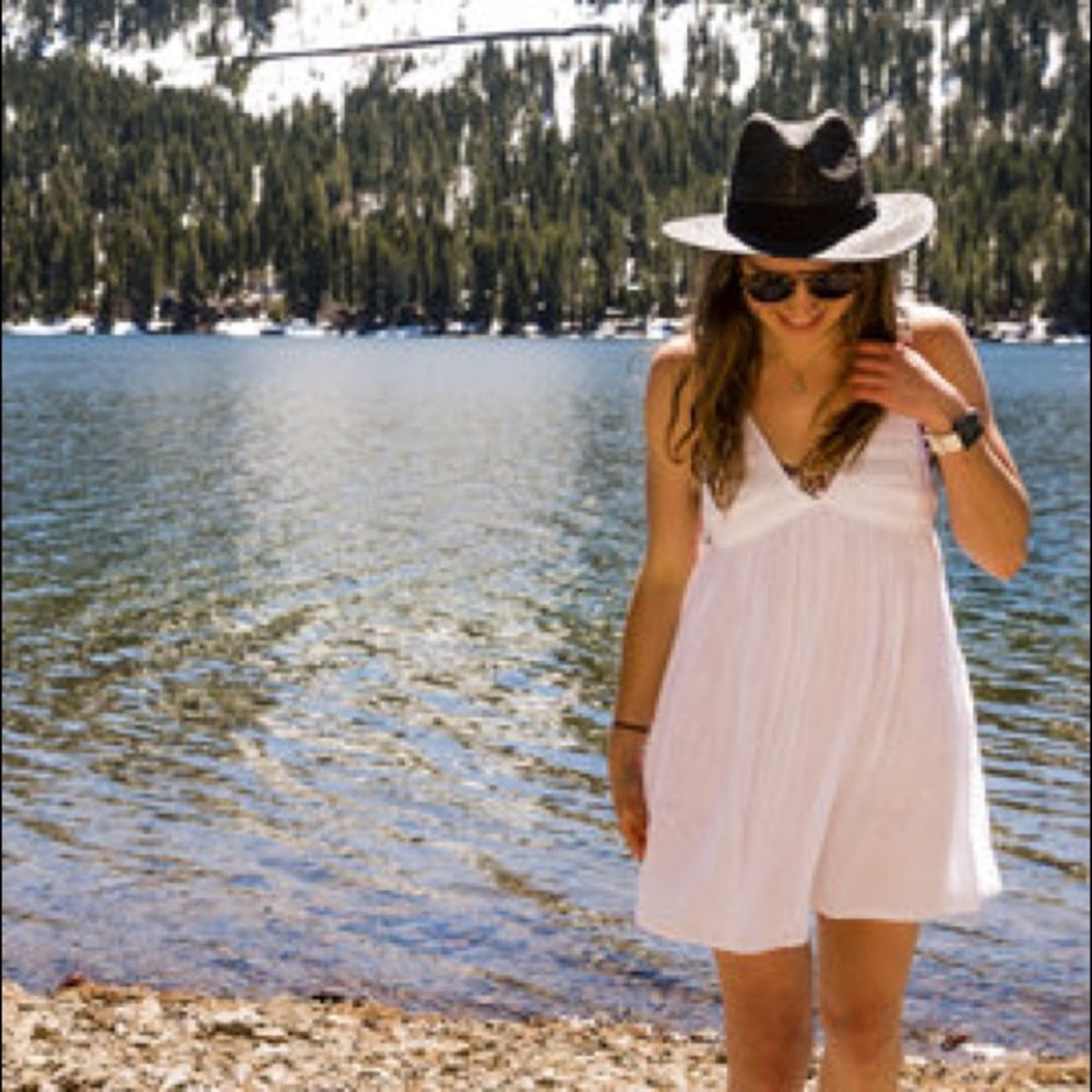 🌼🌴O’Neill DRESS🌴🌼 - Picture 2 of 8